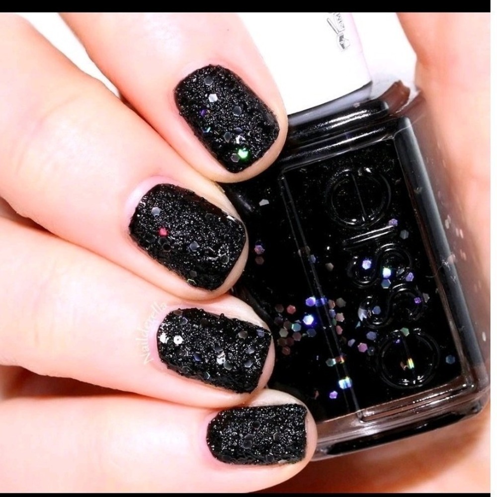 NEW Essie Belugaria 3019 Black Textured Holographic Glitter Nail Polish 0.46oz - Picture 2 of 4